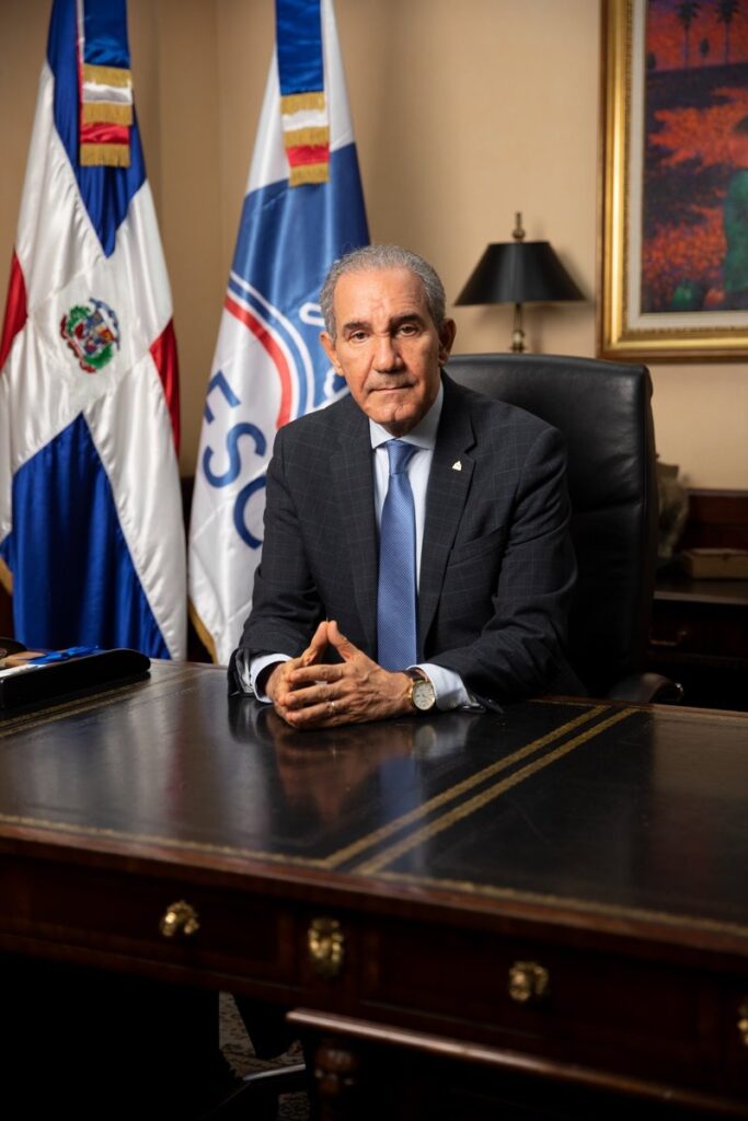 MESCYT llama a universidades a la presencialidad