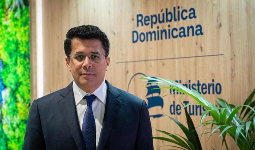 Siete dominicanos entre los más influyentes de América Latina, según Bloomberg 2024