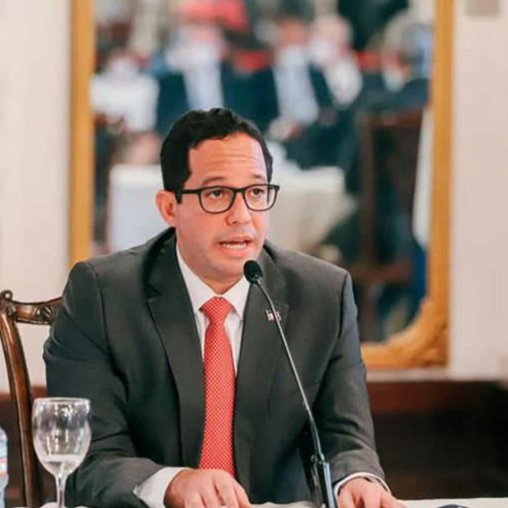 El Gobierno confirma: Ministerios de la Mujer, Juventud, Cultura y Deportes se mantienen firmes