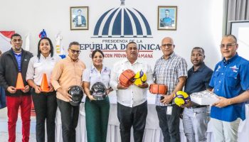 Inefi Entrega 38 Canchas Remozadas Y Utilerías Deportivas, En Samaná