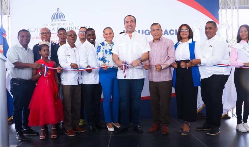 Inefi Entrega Moderno Polideportivo Y Utilería Deportiva En Centros Educativos De Elías Piña