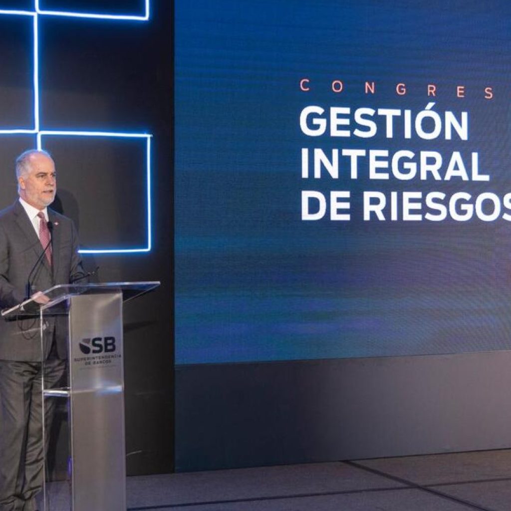SUPERINTENDENCIA DE BANCOS IMPULSA LA ADOPCIÓN DE UN SISTEMA DE GESTIÓN INTEGRAL DE RIESGOS EN LAS ENTIDADES FINANCIERAS