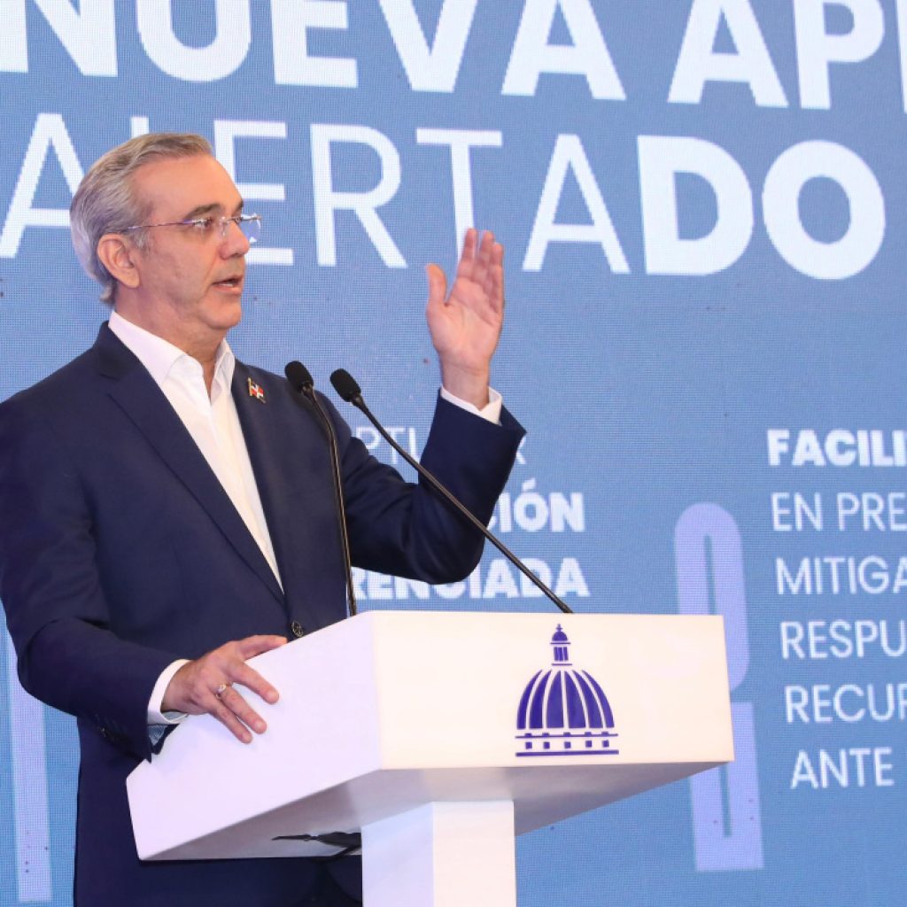 PRESIDENTE ABINADER PRESENTA PLAN DE PREVENCIÓN Y ACCIÓN FRENTE A FENÓMENOS ATMOSFÉRICOS QUE AFECTEN A REPÚBLICA DOMINICANA