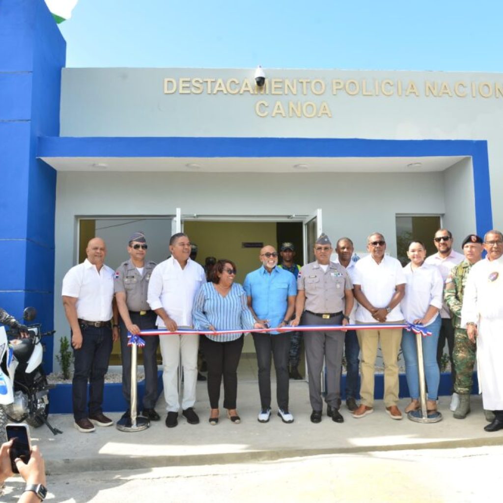Gobierno inaugura moderno destacamento en el distrito municipal de Canoa, provincia Barahona