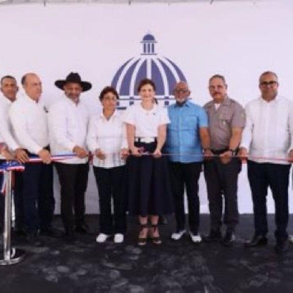 GOBIERNO REFUERZA LA SEGURIDAD EN DAJABÓN CON LA INAUGURACIÓN DEL DESTACAMENTO POLICIAL LOS MICHES
