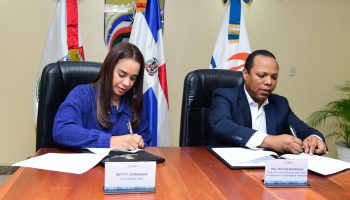 Intrant Y Alcaldía De Sdn Acuerdan Acciones Para Reordenar El Tránsito En Ese Municipio