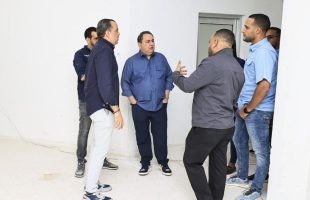 Director Del Sns Supervisa Avances En Remozamiento Y Construcción De Hospitales En Baní Y Azua