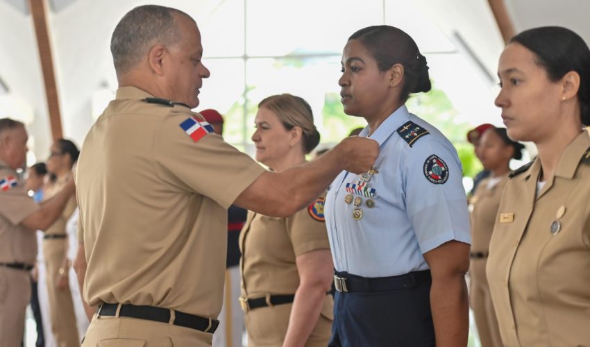 Ministerio De Defensa Celebra El Día Internacional De La Mujer Con Reconocimiento A Militares Destacadas