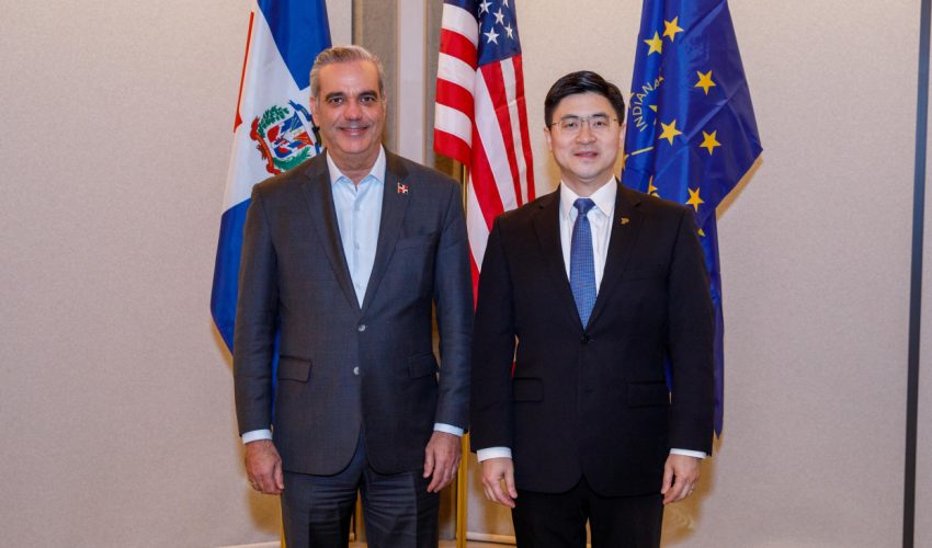 Universidad Purdue Y La Rd Trazan Ambicioso Camino De Colaboración Estratégica Con La Visita Del Presidente Luis Abinader A Sus Instalaciones