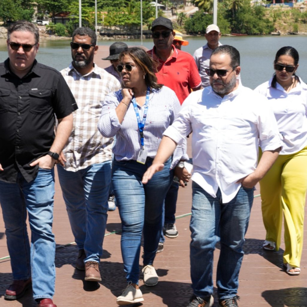 APORDOM REALIZA MANTENIMIENTO PREVENTIVO EN MUELLE TURÍSTICO Y PESQUERO DE SÁNCHEZ EN SAMANÁ